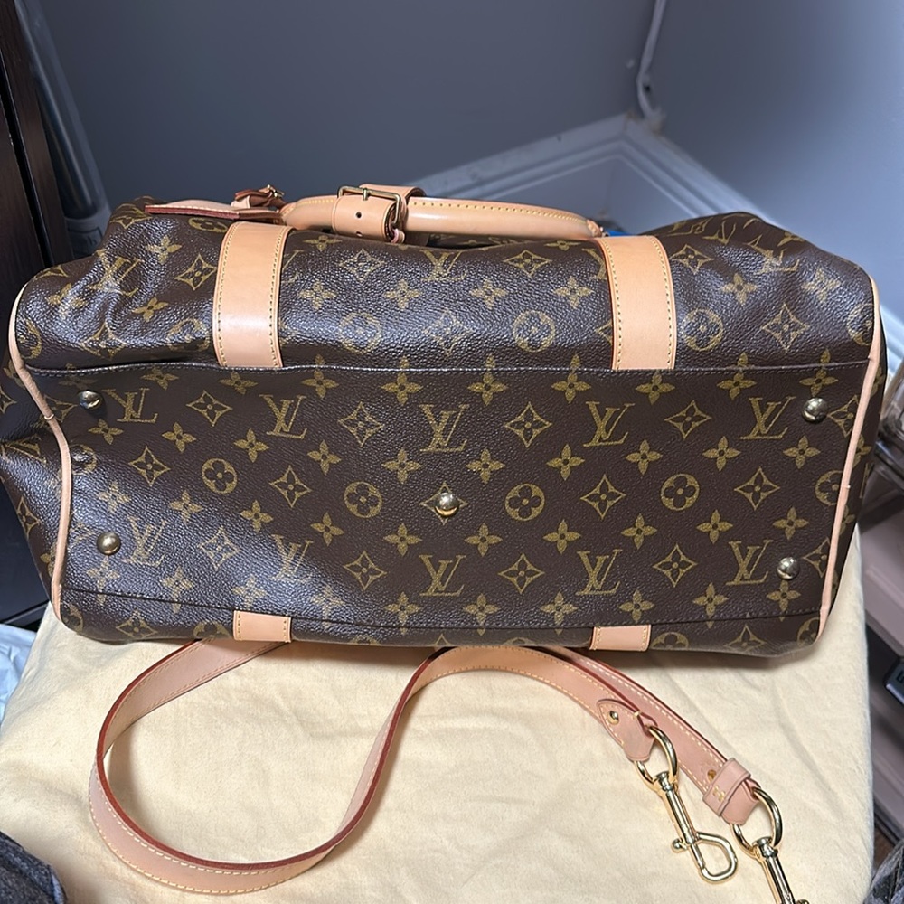 Louis Vuitton Extra Large Bag - Picture 4 of 9